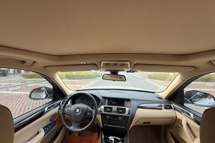 Used BMW X3 2016 sDrive20i
