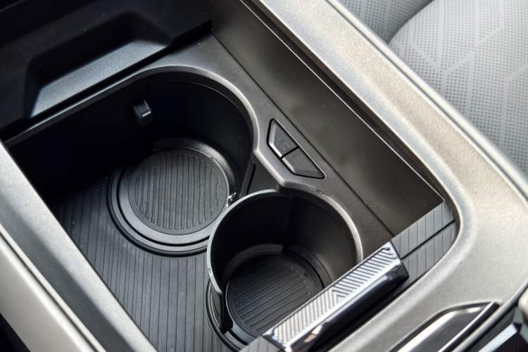 Used Lynk & Co 08 EM-P 2023 220km All-Wheel-Drive Performance Halo
