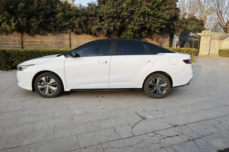 Used Geometry A 2021 Pro Enhanced High-Efficiency Range Version 600 km A600 Cubic Edition
