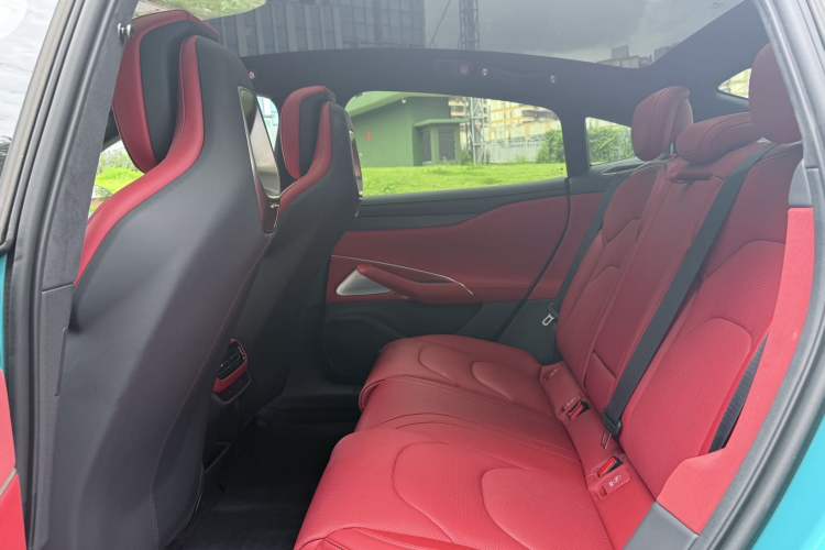 Used  SU7 2024 Four-Wheel Drive Ultra-Long Range Advanced Intelligent Driving Max Edition
