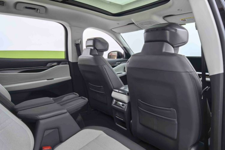 Used Ford Edge 2023 Ford Explorer L 2.0T EcoBoost Four-Wheel Drive 7-Seater Supreme Model