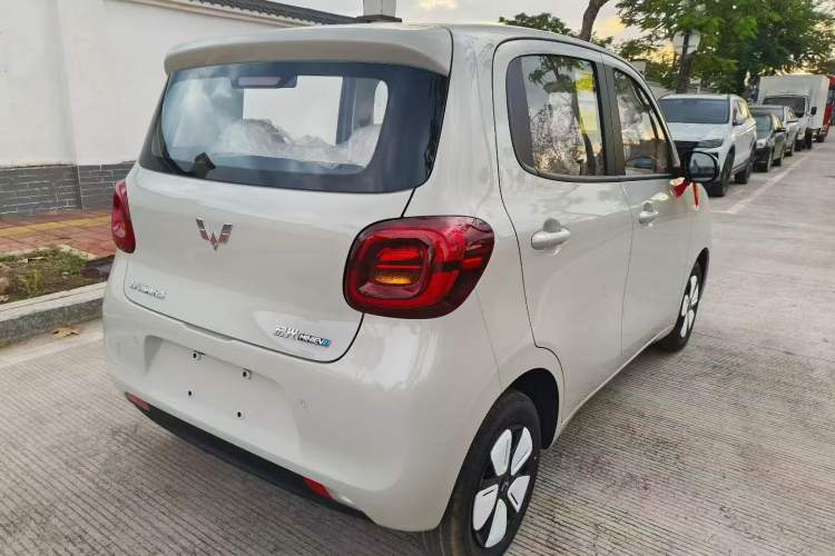 Used Wuling Hongguang MINIEV 2025 Four-Door Version Premium Edition