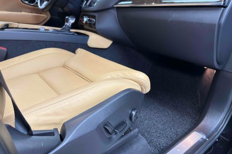 Used Volvo XC90 2015 T6 Zhiya Edition 7-seater
