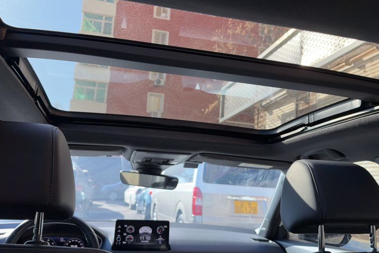 Used Honda Civic 2023 2.0L eHEV Swift Edition
