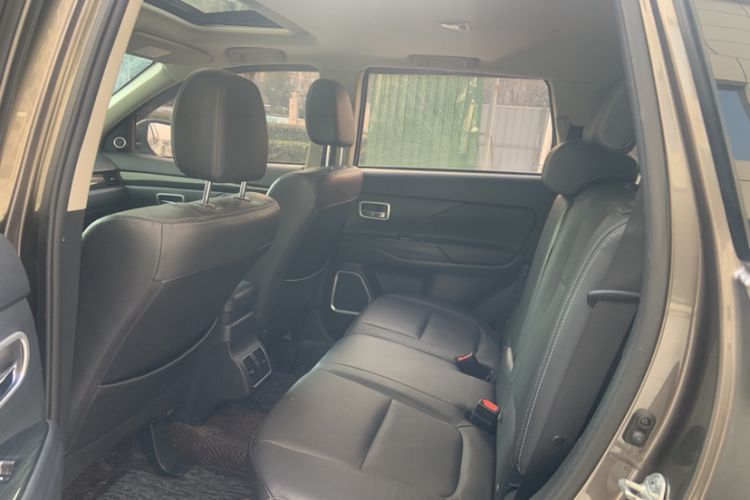 Used Mitsubishi Outlander 2018 2.4L 4x4 Elite Edition 5 Seats