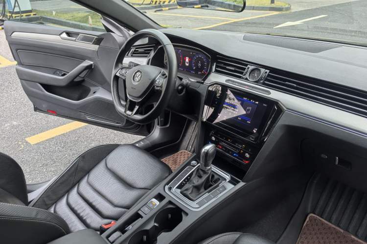 Used Volkswagen FAW-Volkswagen CC 2020 330TSI Glamour Edition China VI Standard
