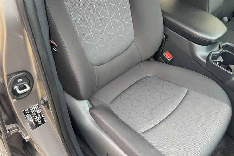 Used Toyota RAV4 2023 2.0L CVT Two-Wheel Drive Fashion Edition
