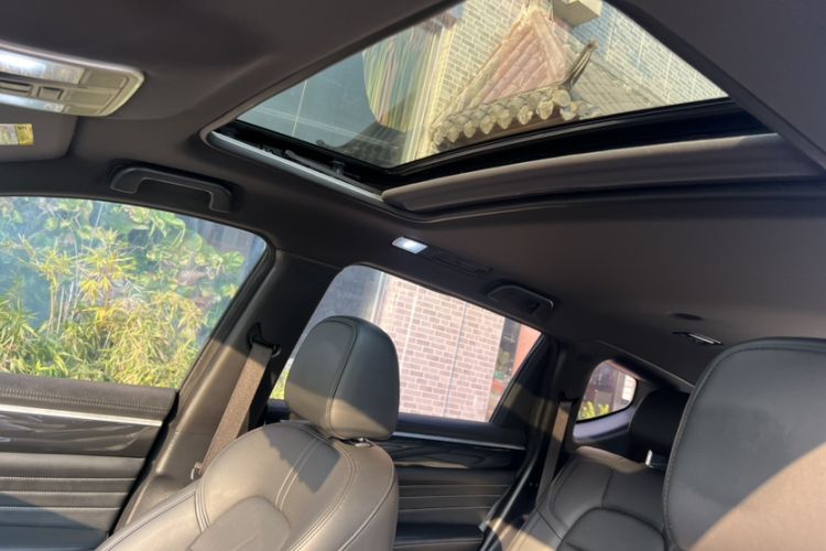 Used Dongfeng Fengon ix7 2020 2.0 TGDI Automatic Two-Wheel Drive Urban Luxury Edition