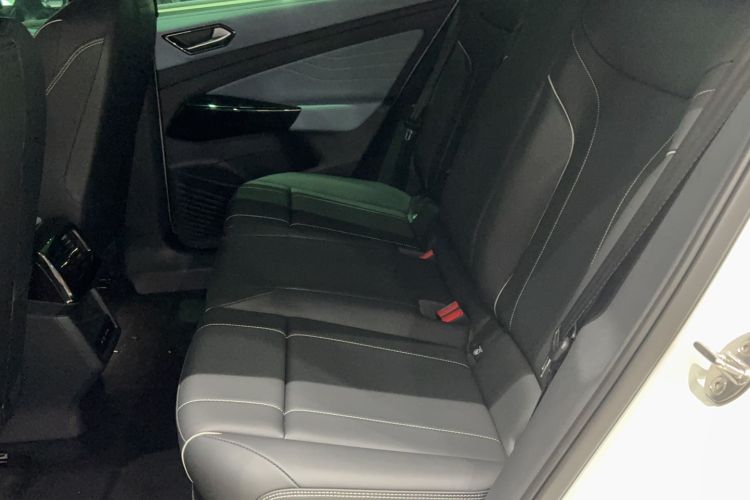 Used Volkswagen ID.4 X 2025 Smart Version Pure & Intelligent Enjoyment Edition
