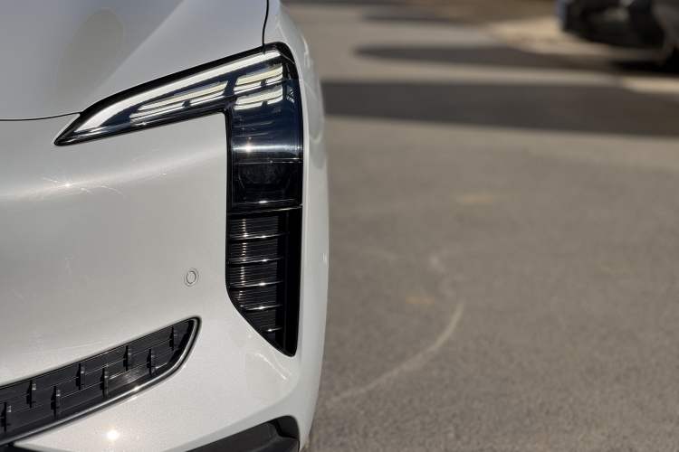 Used Hongqi EH7 2024 690 Pro