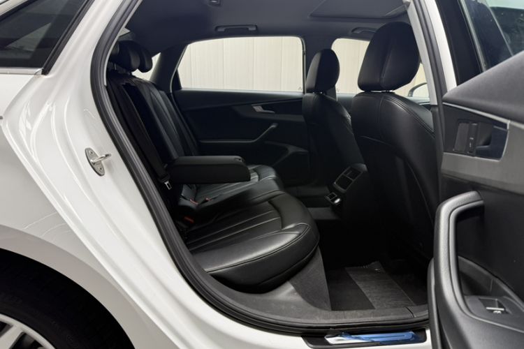 Used Audi A4L 2018 30th Anniversary Edition 40 TFSI Trendy Model
