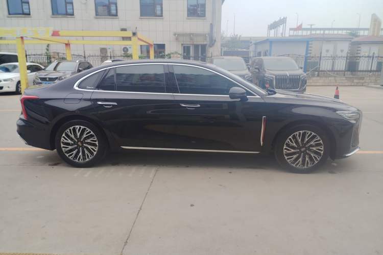 Used Hongqi H5 2023 2.0T Automatic Smart Connect Flagship Edition
