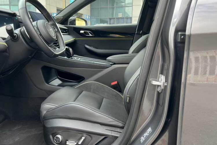 Used Lynk & Co 03 2023 2.0TD DCT H-Power Halo
