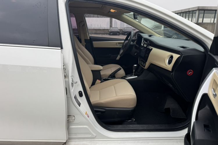 Used Toyota Corolla 2017 Revised Version 1.2T S-CVT GL-i
