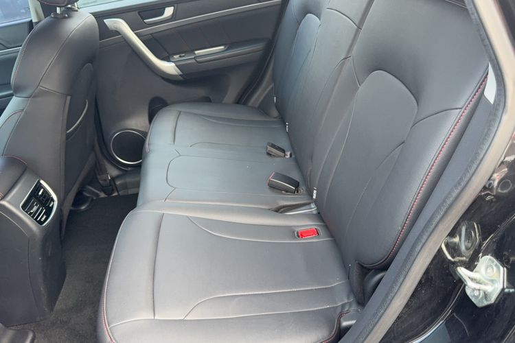 Used Haval M6 2019 1.5T Manual Two-Wheel Drive Elite Version China VI Standard
