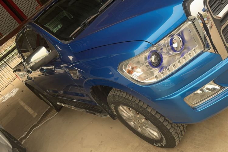 Used Zxauto Terralord 2018 2.5T Two-Wheel Drive Luxury Version Big Double
