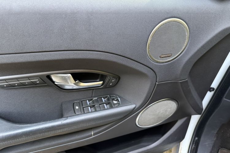 Used Land Rover Range Rover Evoque 2015 2.0T Five-Door Fashion Edition
