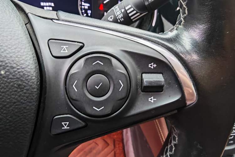 Used Buick Envision 2018 28T Four-Wheel Drive Luxury Model