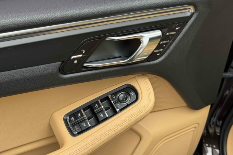 Used Porsche Macan 2017 Macan 2.0T
