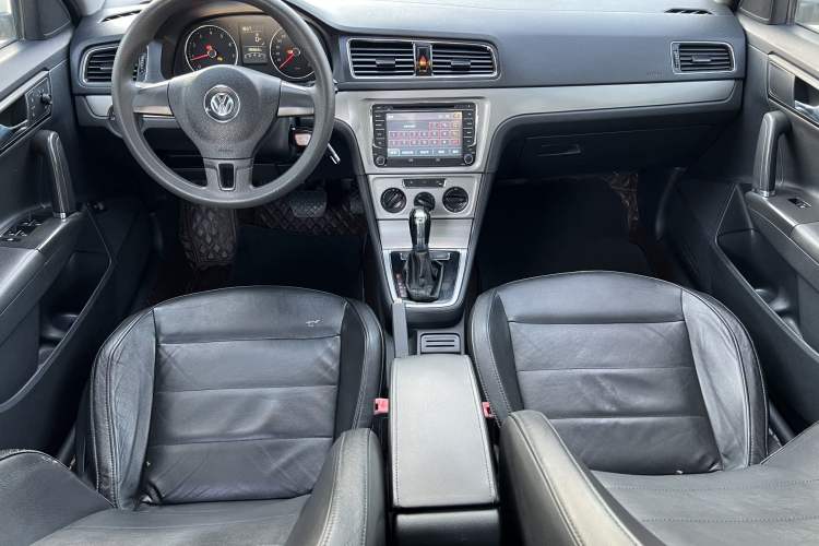 Used Volkswagen Lavida 2013 Restyled Classic 1.6L Automatic Comfort Edition
