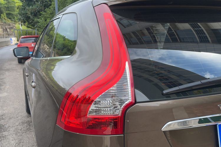 Used Volvo XC60 2017 T5 AWD Smart Upgrade Edition
