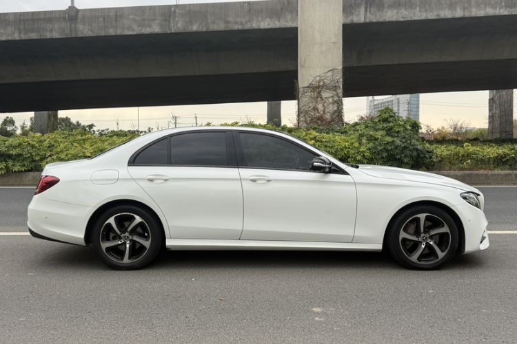 Used Mercedes-Benz E-Class 2017 Restyled E 300 Sport Edition
