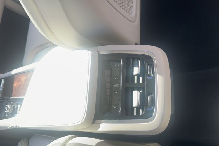 Used Volvo XC90 2015 T6 Zhiya Edition 7-seater
