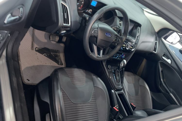 Used Ford Focus 2017 Sedan 1.6L Automatic Fashion Edition Smart Drive Version
