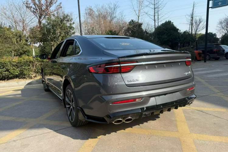 Used Geely Auto Preface 2025 Dongfang Yao 1.5TD Kunlun Edition