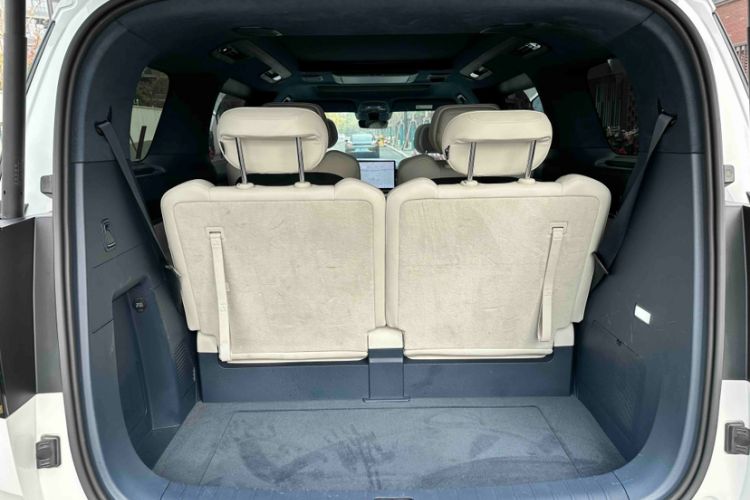 Used Zeekr 009 2022 WE Edition
