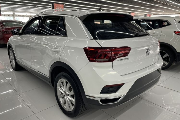 Used Volkswagen T-ROC 2018 230TSI DSG Two-Wheel Drive Advanced Version China V Standard
