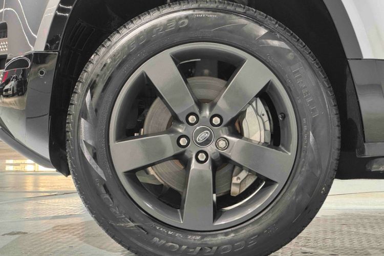 Used Land Rover Defender 2024 110 3.0T P400 X-DYNAMIC HSE
