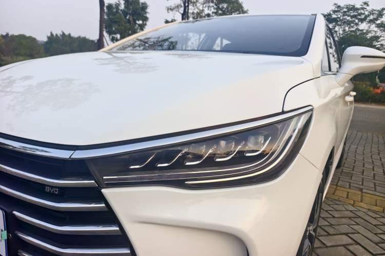 Used BYD Song MAX 2018 1.5T Automatic Smart Connect Luxury 6-Seater