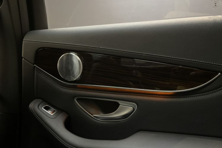 Used Mercedes-Benz GLC 2019 GLC 260 L 4MATIC Dynamic Model
