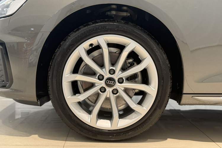 Used Audi A4 2024 Avant 40 TFSI Fashion Sport Model
