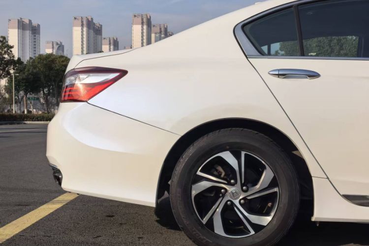 Used Honda Accord 2016 2.0L Elite Edition
