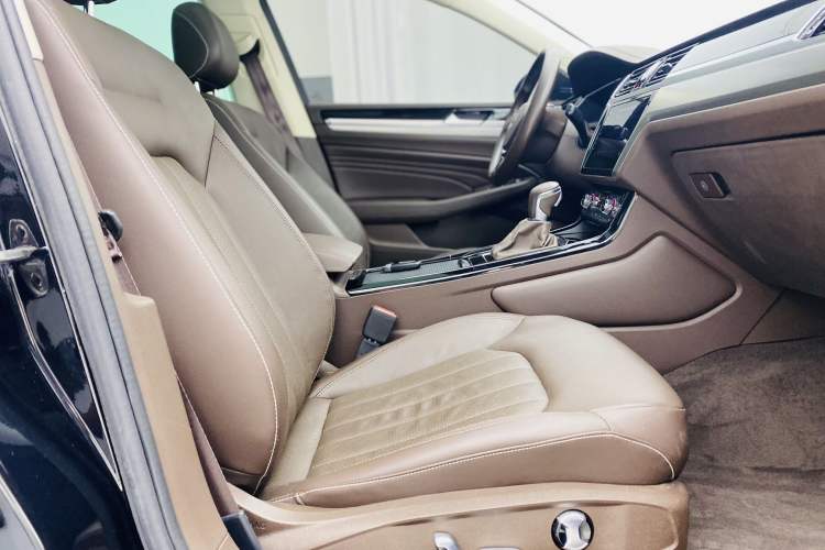 Used Volkswagen Phideon 2021 380TSI Luxury Edition
