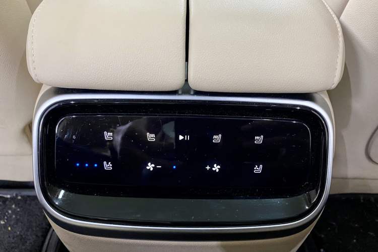 Used Hima AITO M7 2022 1.5T Rear-Drive Comfort Edition
