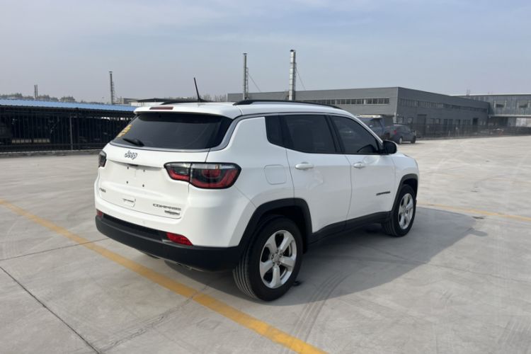 Used  Compass 2017 200T Automatic Family Edition
