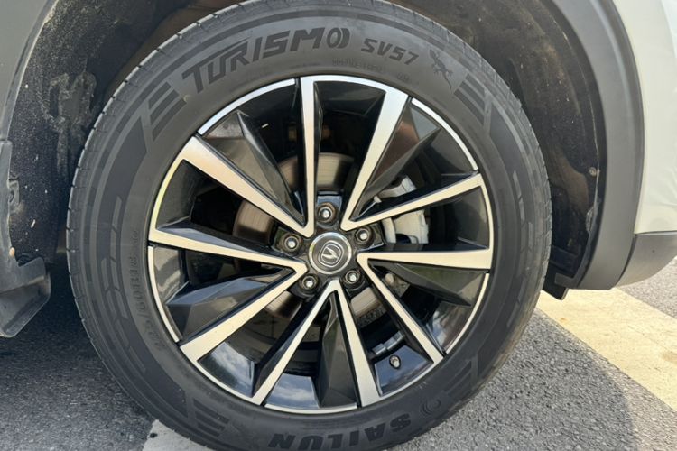 Used Changan CS85 COUPE 2019 1.5T DCT Version China VI Standard
