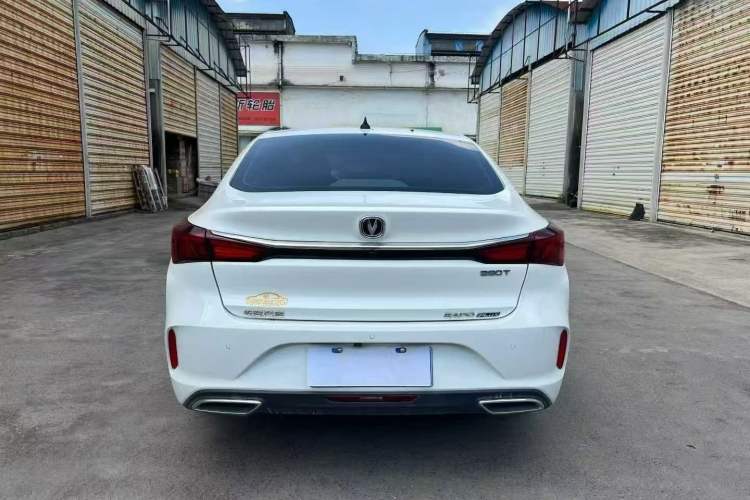 Used Changan Eado 2021 PLUS Blue Whale NE 1.4T GDI DCT Prestige Model
