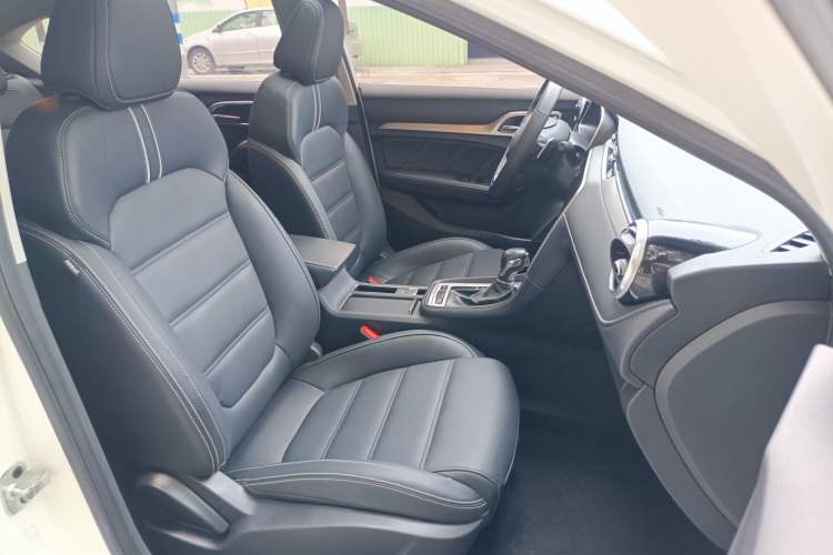 Used MG 6 2017 20T Automatic Luxury Smart Connect Version China V Standard
