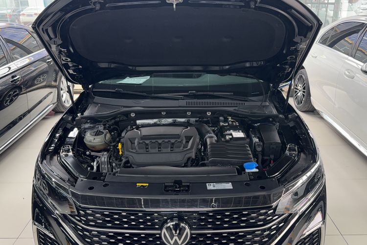 Used Volkswagen Passat 2024 380TSI Starry Dragon Edition
