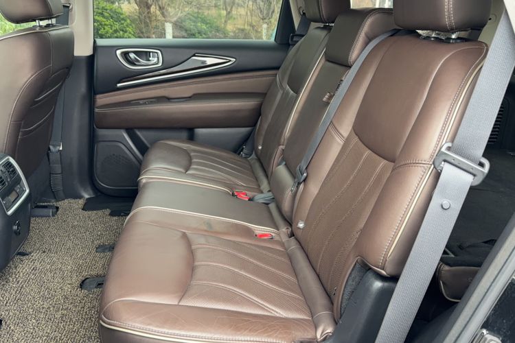 Used Infiniti QX60 2016 2.5 S/C Hybrid Two-Wheel-Drive Excellence Edition China V Standard
