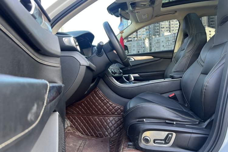 Used Lynk & Co 01 2017 2.0T Two-Wheel Drive Pro Edition
