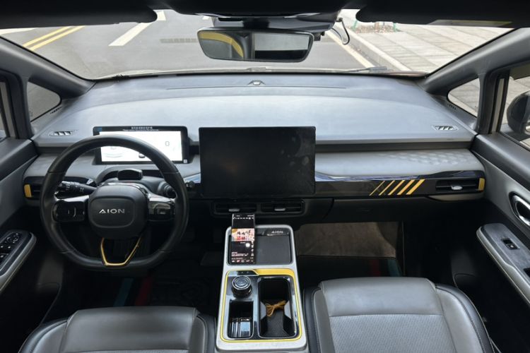 Used AION Y 2022 70 Tech Edition Lithium Iron Phosphate
