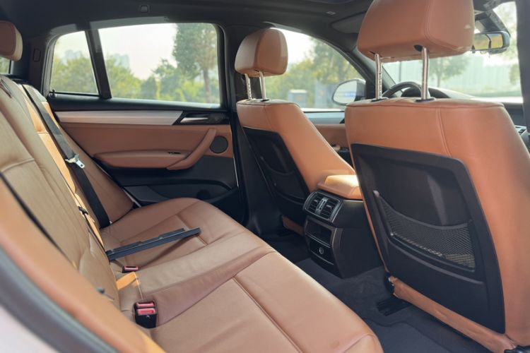 Used BMW X4 2014 xDrive35i M Sport model
