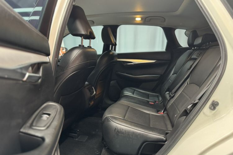 Used Infiniti QX50 2018 2.0T Two-Wheel Drive Fashion Edition
