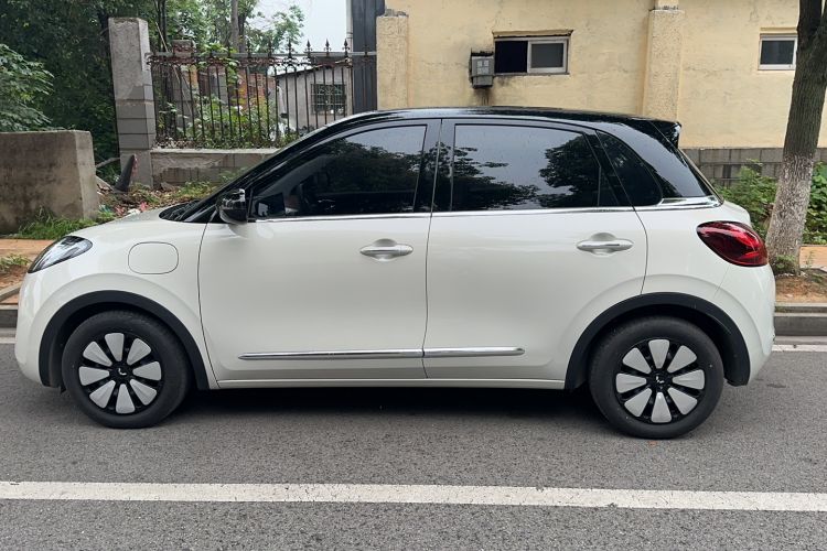 Used Wuling Bingo 2024 333 km Enjoyment Version
