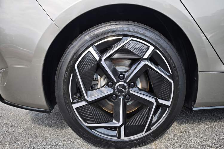 Used BYD Seal 2022 700 km Long-Range Rear-Wheel-Drive Version
